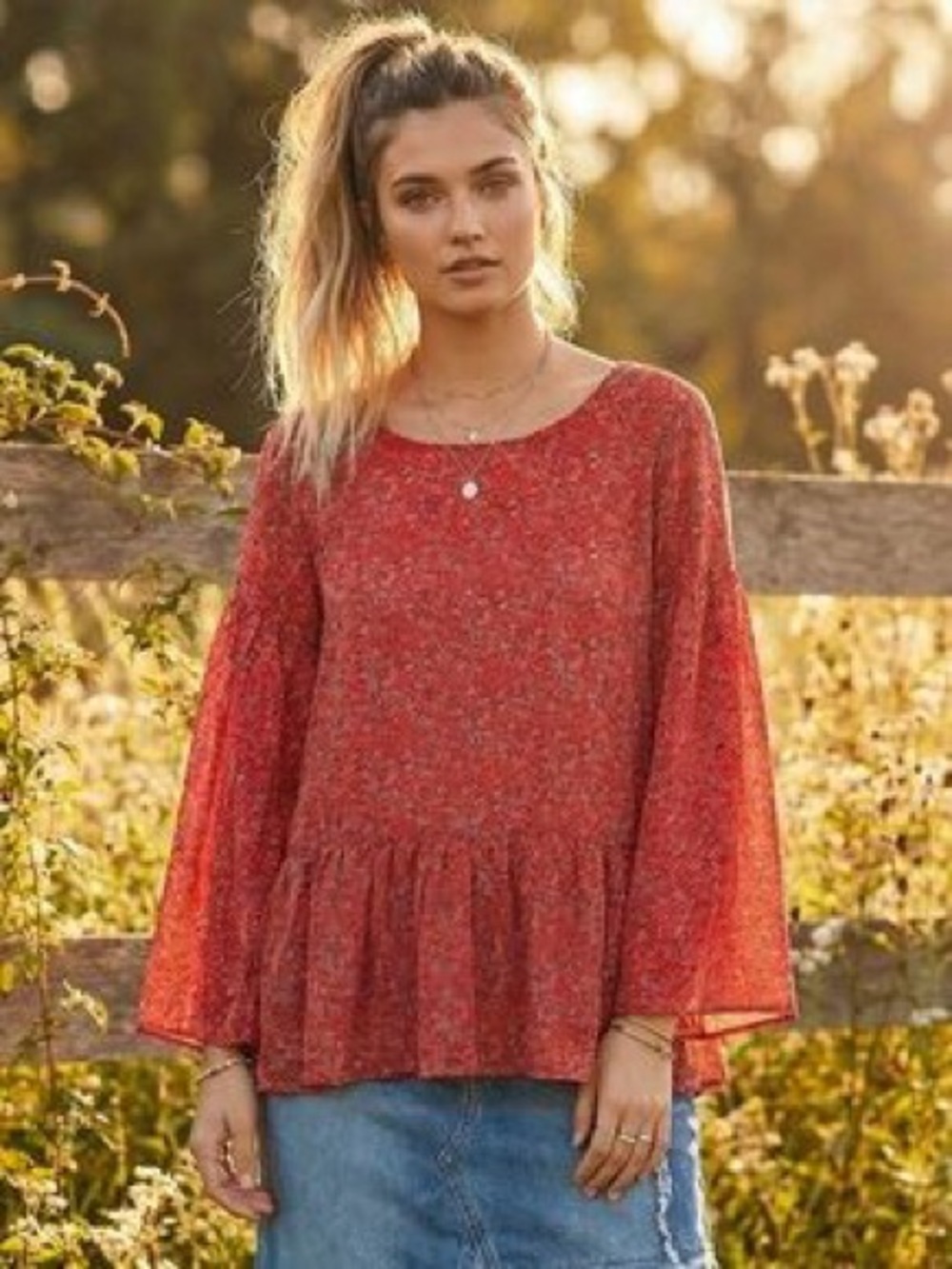 Easel Ditsy Floral Chiffon Bell Sleeve Boho Blouse Womens L Red